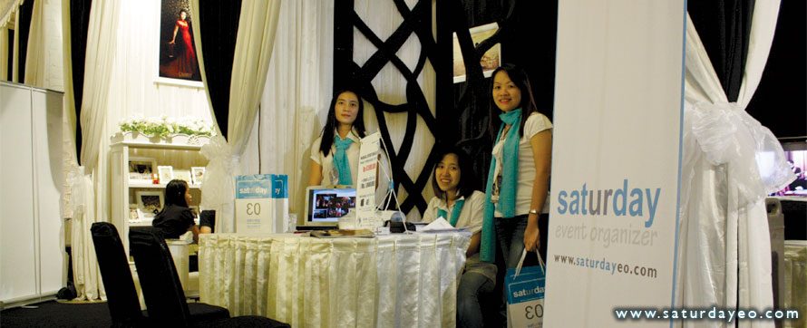La Novia Behind the Curtain oleh Saturday Event Organizer